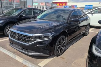 大众 帕萨特 2022款 330TSI 精英版