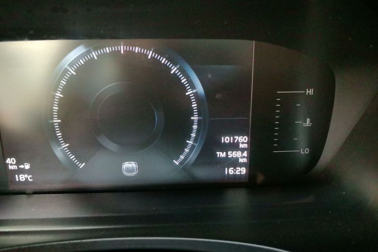 沃尔沃S90 2017款 T4 智逸版中控内饰15