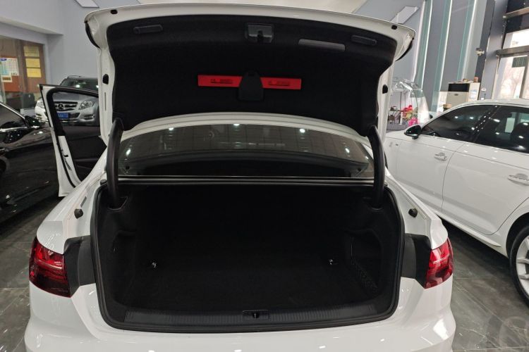 奥迪A4L 2020款 40 TFSI 时尚致雅型局部细节23