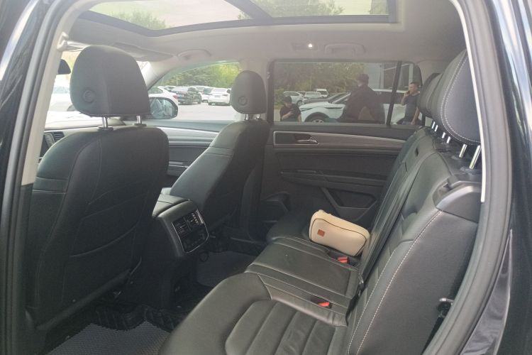 大众 途昂 2017款 530 V6 四驱豪华版中控内饰7001