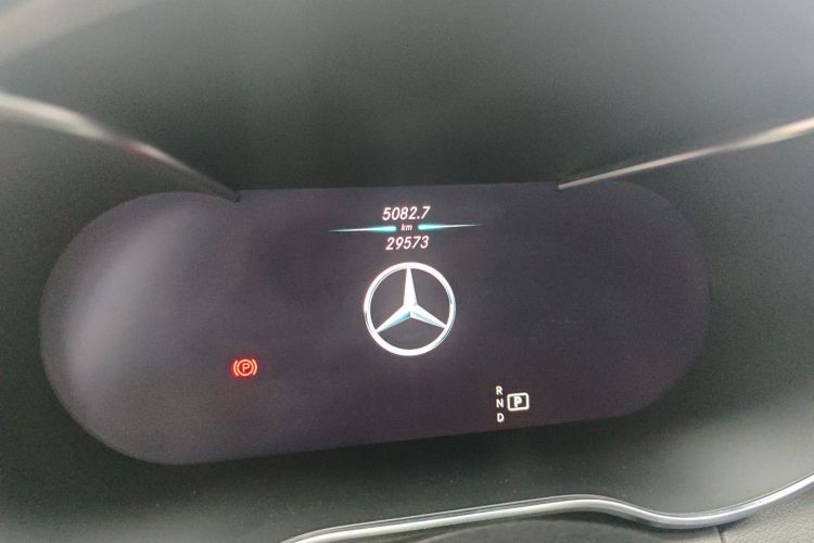 奔驰C级 2020款 C 260 L 运动版中控内饰15