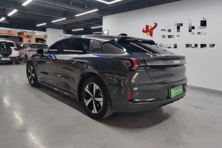 极氪001 2022款 超长续航单电机 WE版车身外观6006