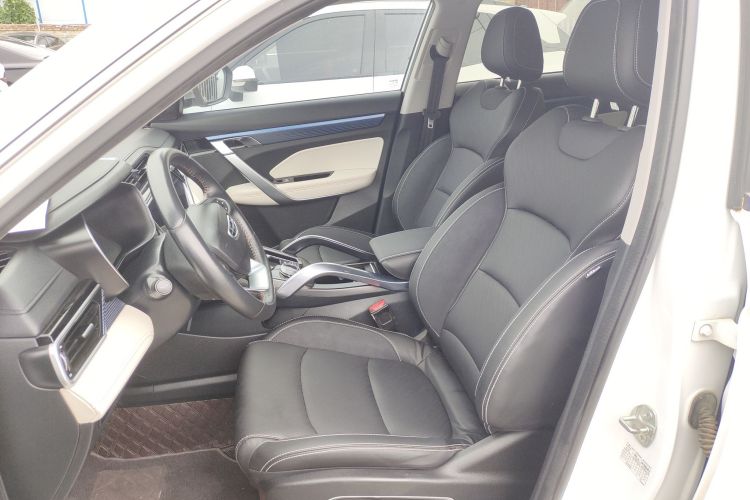 吉利汽车 2022款 博越X 1.8TD DCT智慧型局部细节19