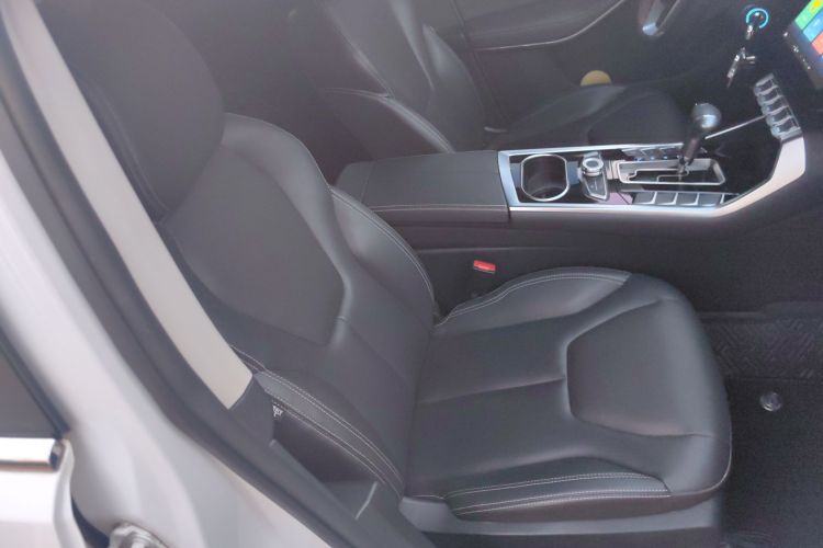 福特 领界 2019款 EcoBoost 145 CVT铂领型 国VI局部细节41