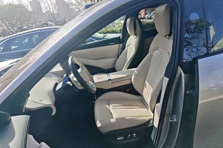 小米汽车 小米YU7 2025款 超长续航后驱版局部细节19