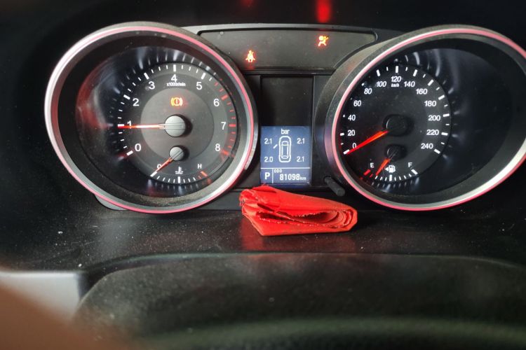 哈弗H6 2017款 红标 运动版 1.5T 自动两驱豪华型中控内饰15