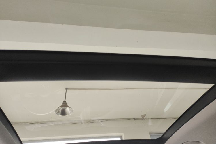 奔驰GLE 2024款 GLE 350 4MATIC 动感型局部细节22