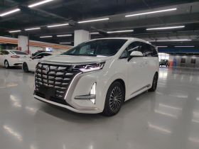 腾势D9 2022款 DM-i 970 四驱旗舰型