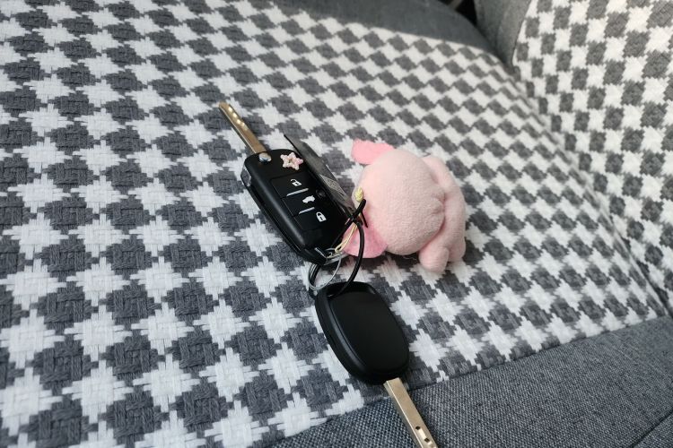 长安启源 长安Lumin 2025款 205km 香沁款中控内饰7009