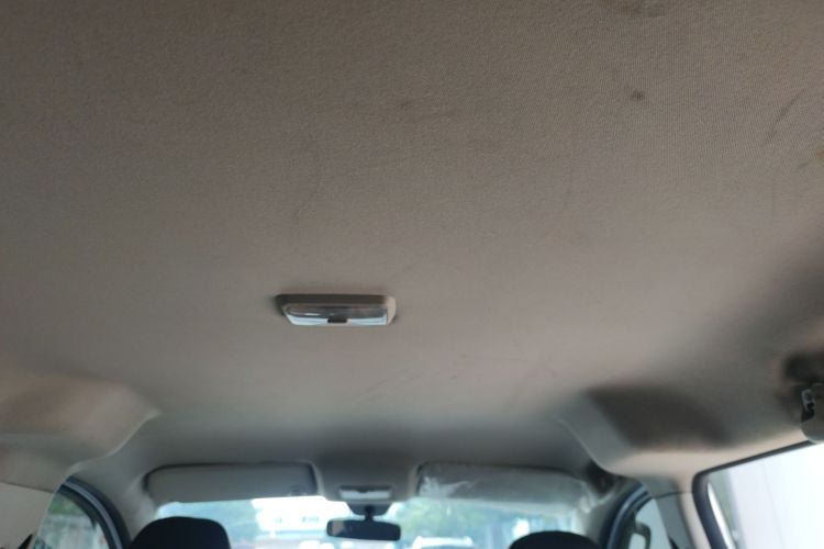 BAW北汽制造 锐胜王牌M7 2023款 1.6L 长轴创享型 9座局部细节22