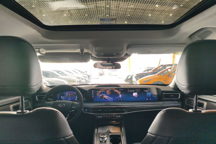 福特 探险者 2025款 2.3T EcoBoost 四驱穿越版 5座局部细节22