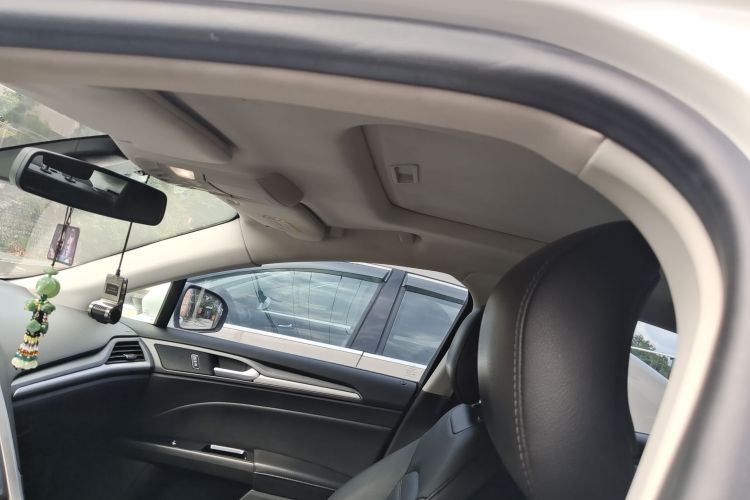 福特 蒙迪欧 2013款 1.5L GTDi180时尚型局部细节22