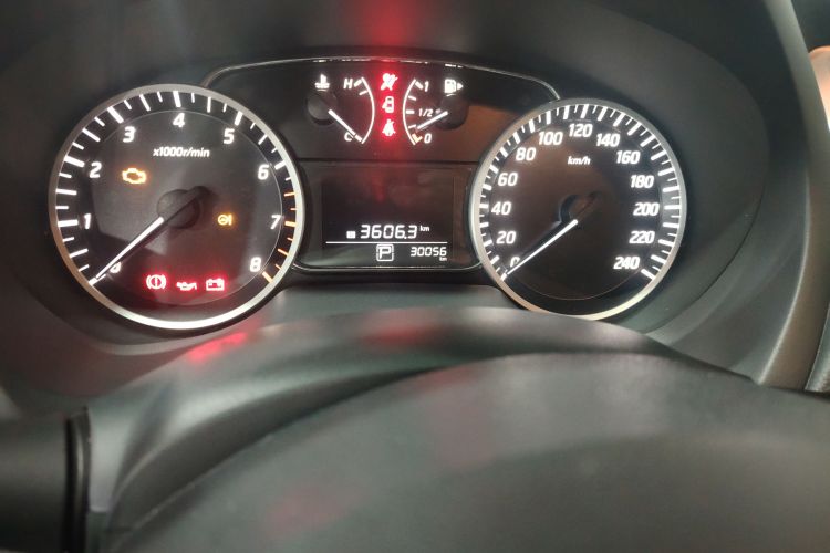 日产 轩逸 2022款 经典 1.6XE CVT舒适版中控内饰15