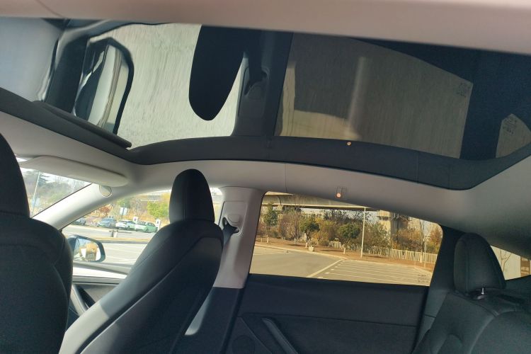 特斯拉 Model Y 2023款 后轮驱动版局部细节22