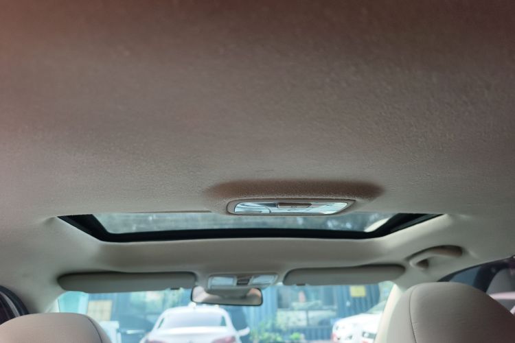 北京现代ix35 2013款 2.0L 自动两驱舒适型GL 国IV局部细节22