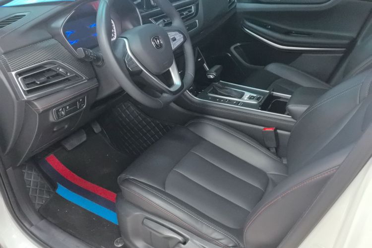 长安CS75 2021款 荣耀百万版 280T DCT豪华型局部细节19