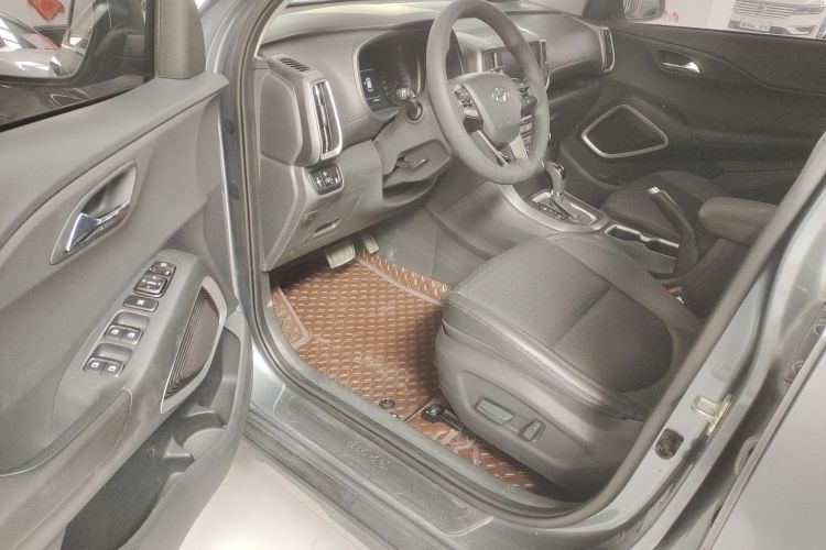 北京现代ix35 2018款 2.0L 自动两驱智勇·畅享版中控内饰7002