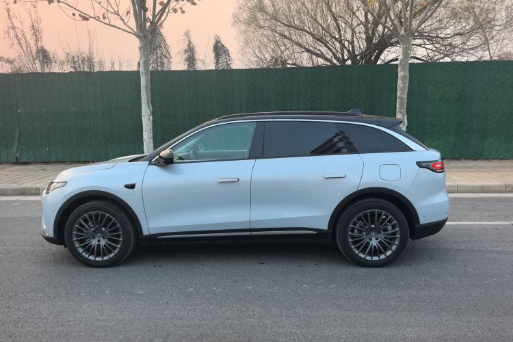 零跑汽车 零跑C11 2024款 增程 300尊享版车身外观6005