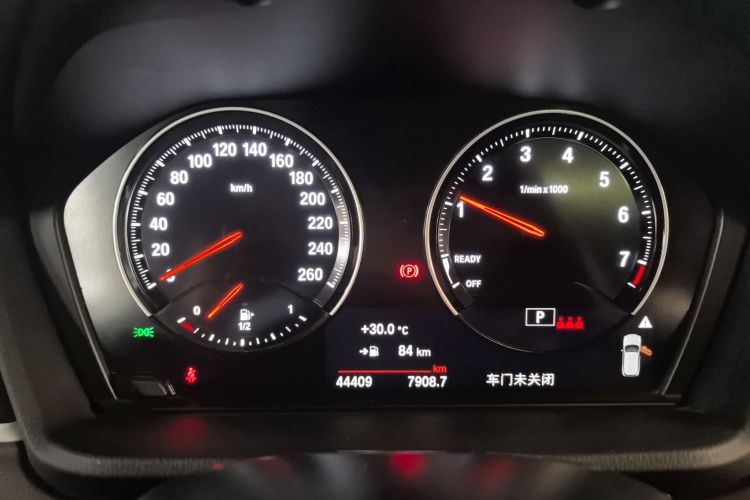 宝马X2 2021款 改款 sDrive25i M运动套装中控内饰15