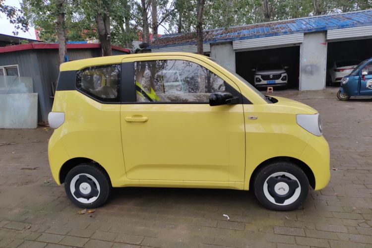 五菱汽车 宏光MINIEV 2024款 第三代 215km 青春版车身外观6002