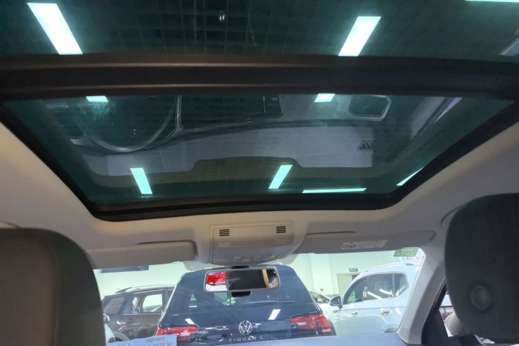 大众 T-ROC探歌 2020款 230TSI DSG两驱进取型中控内饰7006