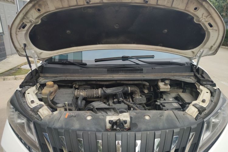 BAW北汽制造 锐胜王牌M7 2023款 1.6L 长轴创享型 9座局部细节24