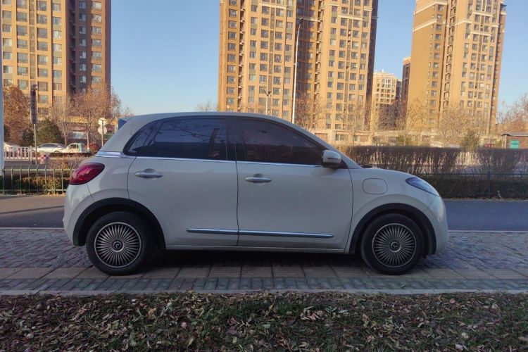 五菱汽车 五菱缤果 2023款 203km 舒享款车身外观6003