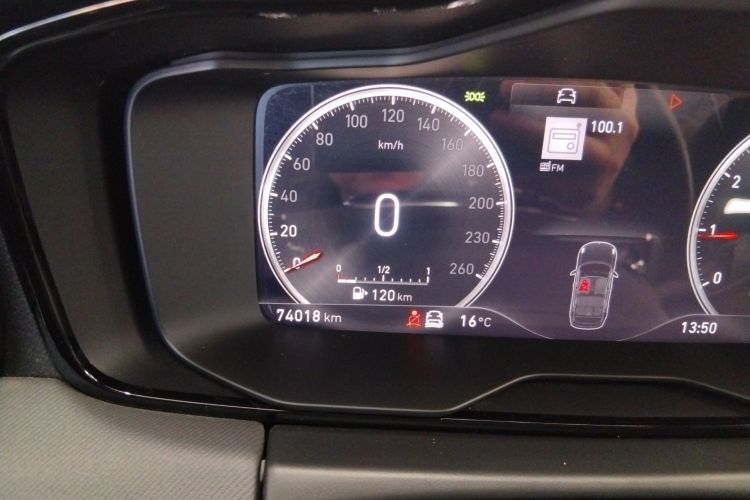 领克01 2017款 2.0T 四驱劲Pro版中控内饰15