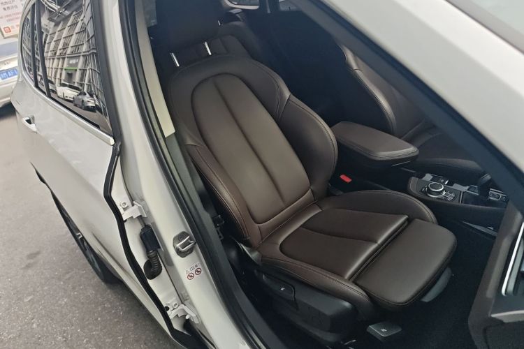 宝马X1 2020款 sDrive20Li 尊享型局部细节41