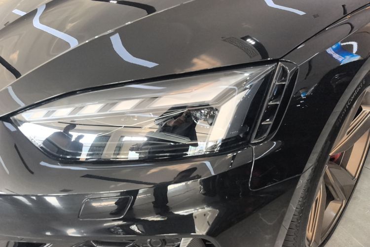 奥迪RS 5 2023款  RS 5 2.9T Sportback 暗金版局部细节36