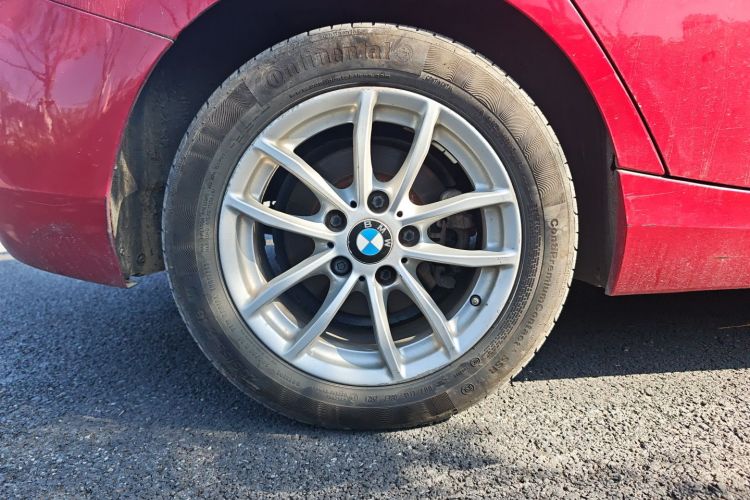 宝马1系(进口) 2015款 118i 领先型车身外观6007