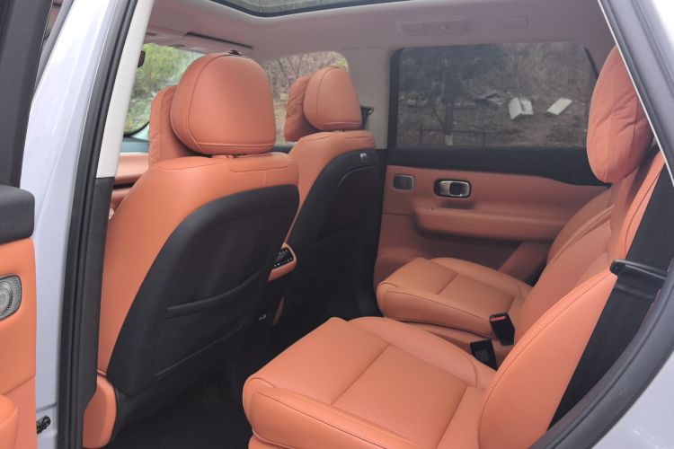 零跑汽车 零跑C16 2024款 增程 200尊享版中控内饰7002