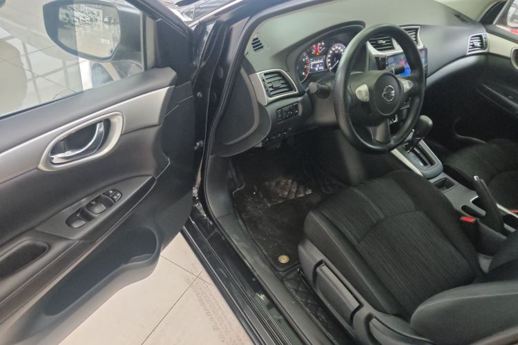 日产 轩逸 2022款 经典 1.6XE CVT舒适版中控内饰7002