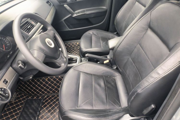 大众 朗逸 2013款 改款经典 1.6L 自动舒适版中控内饰7004