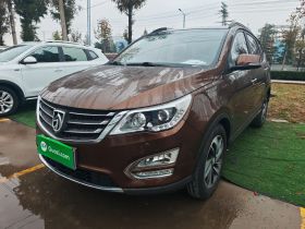 宝骏560 2016款 1.8L 手动豪华型