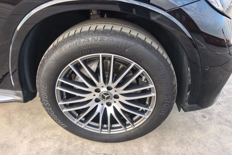 奔驰GLC 2025款 GLC 300 L 4MATIC 动感型 5座车身外观6003