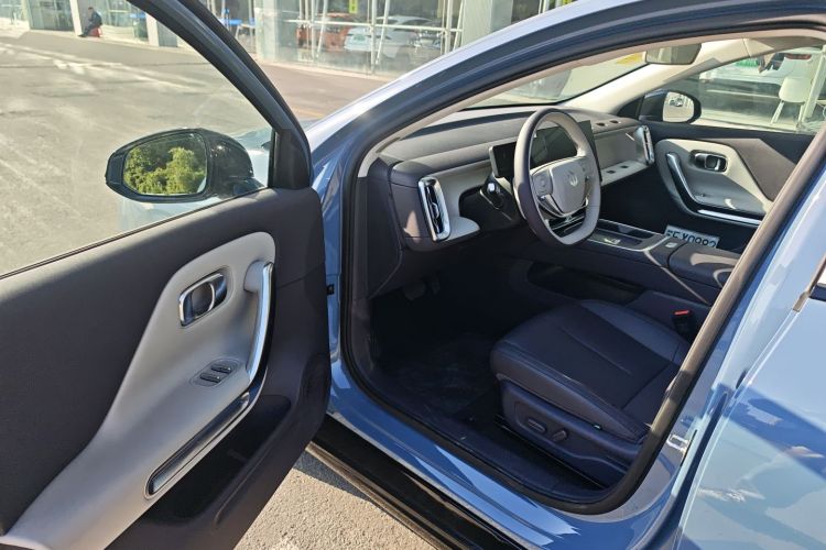 零跑汽车 零跑B01 2025款 550悦享版中控内饰7002