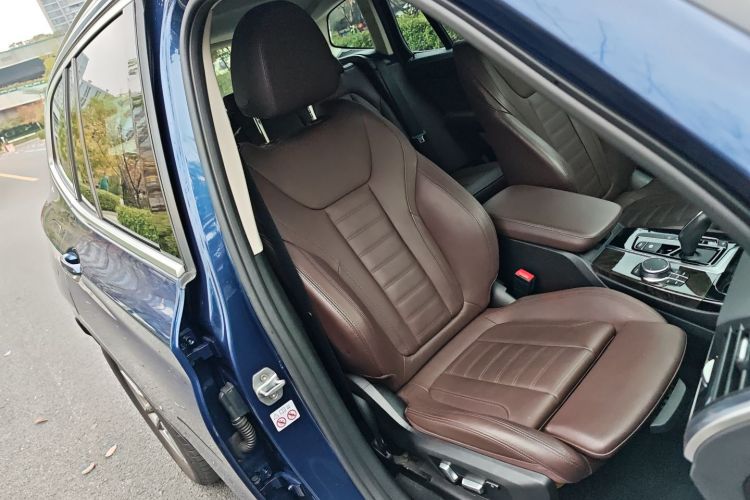 宝马X3 2020款  xDrive28i M运动套装局部细节41