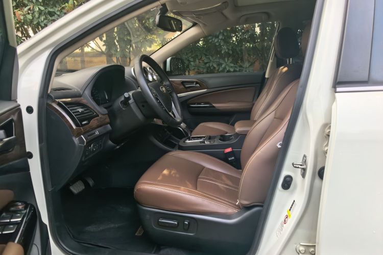 比亚迪S7 2016款 2.0T 自动尊贵型Plus中控内饰7002