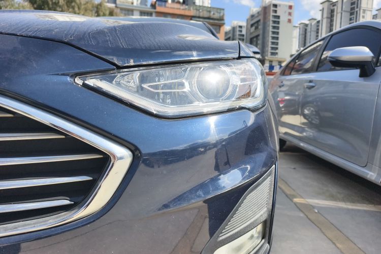 福特 蒙迪欧 2020款 EcoBoost 180 时尚型局部细节36