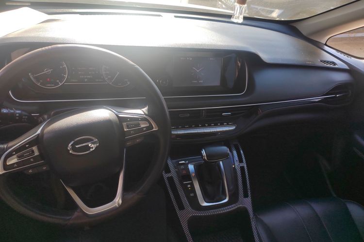 广汽传祺 传祺M6 2021款 270T DCT尊享版（七座）中控内饰7003