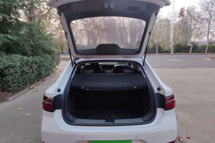 宝骏RC-5 2020款 1.5L 手动智耀豪华型局部细节23