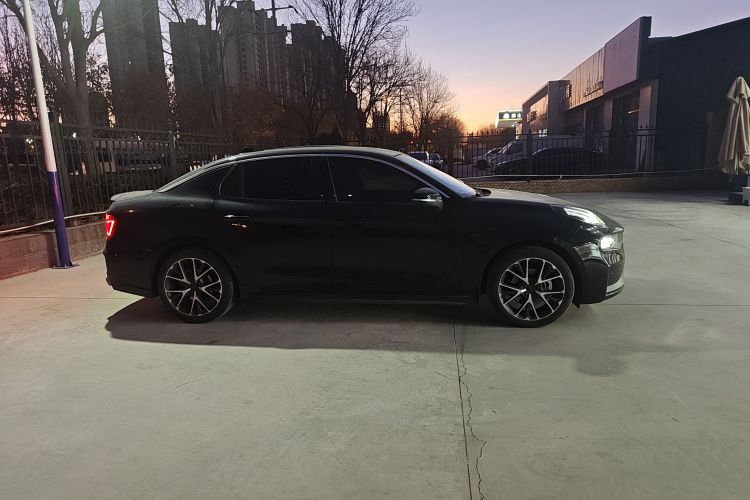 领克03 2021款 2.0TD 自动劲 冠军版车身外观6002