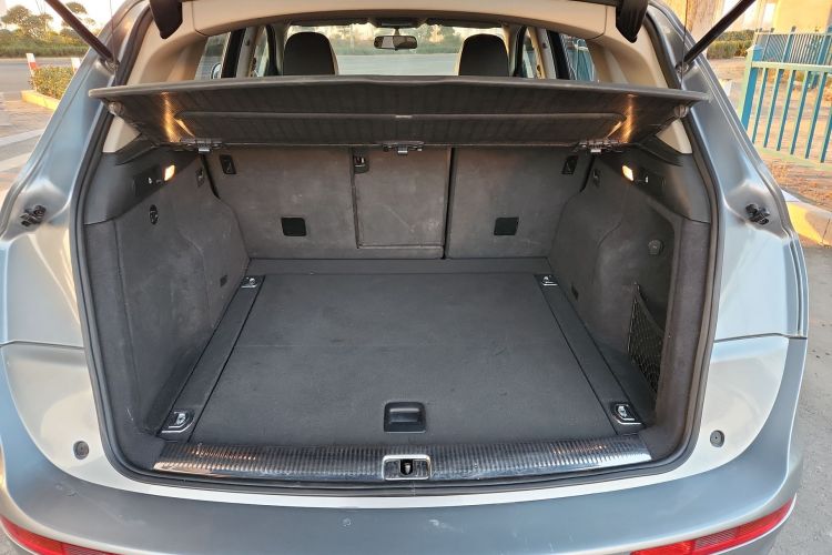 奥迪Q5 2011款 2.0TFSI 技术型局部细节23