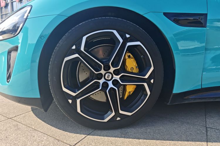 小米汽车 小米SU7 2024款 四驱超长续航高阶智驾Max版车身外观6008