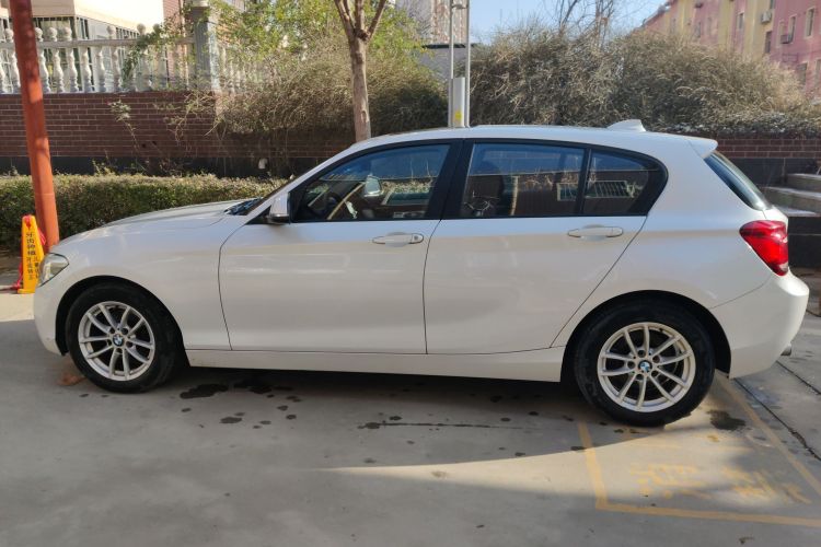 宝马1系(进口) 2013款 改款 118i 领先型车身外观6005