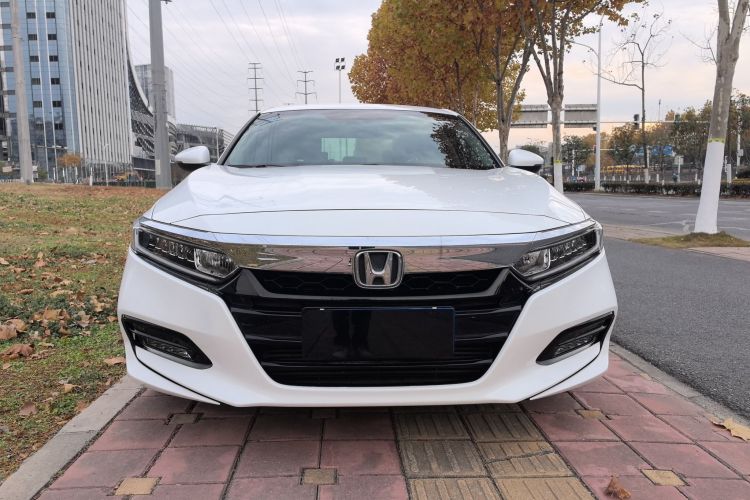 本田 雅阁 2018款 260TURBO 精英版 国V车身外观6001