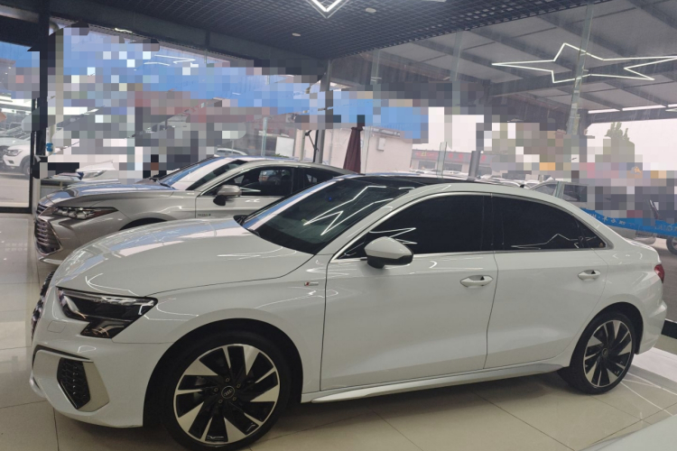 奥迪A3 2024款 A3L Limousine 35 TFSI 时尚运动型车身外观6002