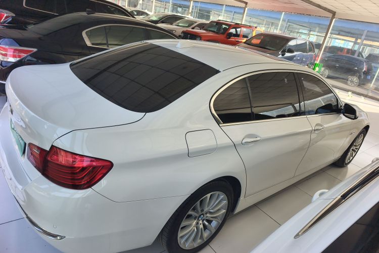 宝马5系 2014款 525Li 豪华设计套装车身外观6003