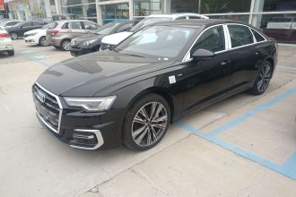 奥迪A6L 2025款 45 TFSI quattro 臻选动感型